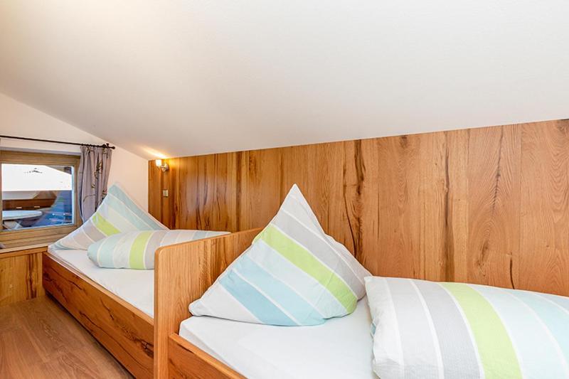Hotel Zirbelstube à Reit im Winkl Extérieur photo